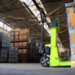 Portable moving containers inside warehouse